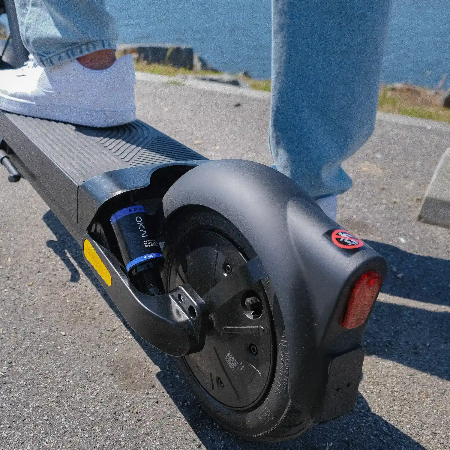 OKAI Neon Ultra ES40 Ready for real streets